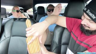 Snyft: O Cócegas Mágico Faz Cócegas em Matt - Cócegas Mágicas e Matt