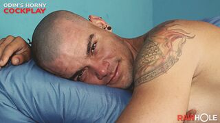 Le jeu de bite corné d'Odin