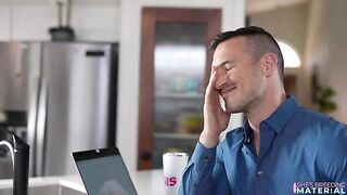 Preciso chupar o pau do seu enteado