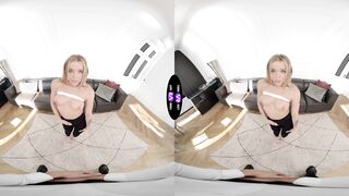 Sucking when doing splits