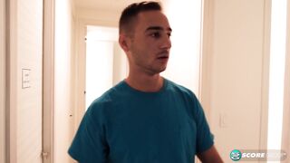 L'asiatique Kim Kreme se fait crémer par son beau-fils