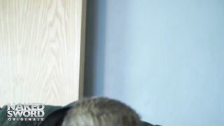 Guyspotting - Episodio 1: Hung & Hungover - NakedSword Originals