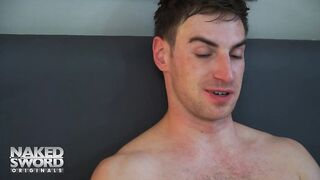 Guyspotting Ep.2: "Imbécil" - NakedSword Originals