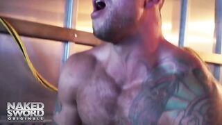 Scène 2 d'Ultra Fan « Une découverte choquante » - NakedSword Originals