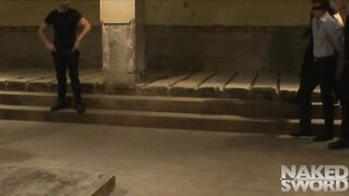 Trent Diesel legato e sospeso - Kink Men