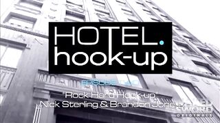 Hotel-Treffen, Szene 2: Rock Hard Hook-Up – NakedSword Originals