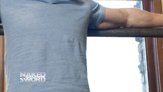 Landon Conrad legato e messo all'angolo - Kink Men