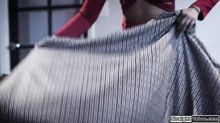 Der Stiefbruder meines Freundes hat mich geschwängert und ich muss es vertuschen