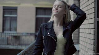 Botão-de-ouro 2 - Flor de Lírio