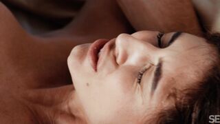 Spark Between Us - Fanta Sie & Tommy Cabrio