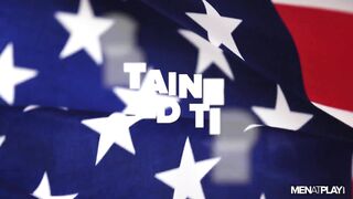 Cravate rouge tachée