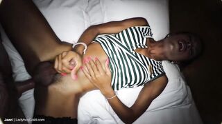 Jazzi : Despojado Cum Comedor Punheta