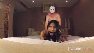 Benzey : Bite huilée et bouche pleine de sperme