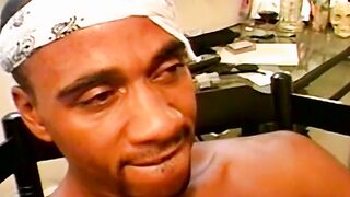 Bite noire bien membrée et branlée - Soloman