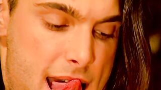 Soldado peludo Mike Long se masturbando - Mike Long