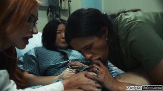 Pourquoi me suis-je réveillé avec une énorme excroissance extraterrestre entre les jambes ?