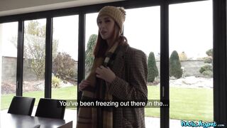 Lenina Crowne - Ruiva britânica transa por uma mansão chique