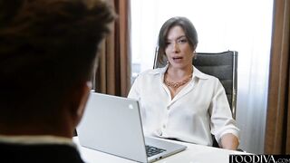 Lésbica quer experimentar chupar um pau e fazer sexo hétero pela primeira vez TOODIVA