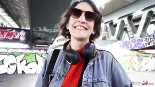 SCOUT ALEMÁN - Casting anal Lena Fire