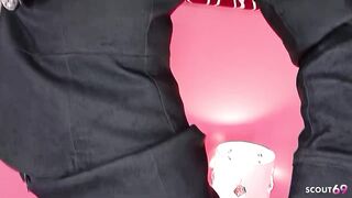 JAV Blowbang senza censure con un'adolescente