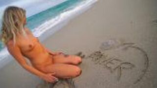 Loira de tirar o fôlego