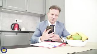 Isabella De Laa - Fazendo meu padrasto desabafar