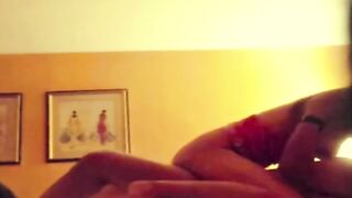 Massagem asiática se transforma em sexo selvagem