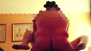 Massagem asiática se transforma em sexo selvagem