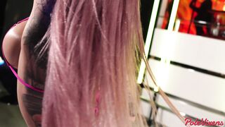 POLE VIXENS - Lacey Jayne, bellezza tatuata e formosa