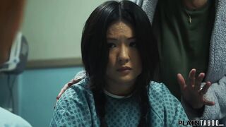 Dottore, cos'è che sta crescendo nella vagina della mia figliastra adolescente?