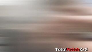 Kurvige, schwarze Schönheit mit prallem Po nimmt massiven BBC-Hardcore-Schwanz