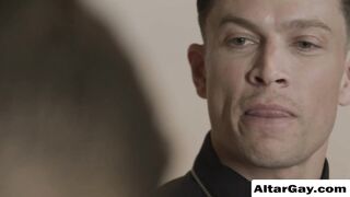 La vigilia nocturna en la iglesia se convierte en anal