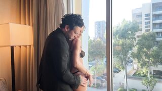 Ivy Ireland - Anal Apaixonado com Mãos Pequenas