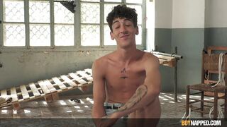 Roubando ejaculação de Kinky Boys - Parte 3 - Angel Privvt e Gabriel Paris