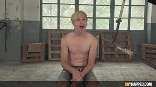 The Agony Of Blond Boy Mitch - Parte 1 - Mitch Schiff e Sean Taylor