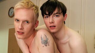 Charlie Snake e Lex Blond Fuck Raw - Charlie Snake e Lex Blond