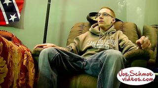 Geeky Whiteboy Jerks Out Some Juice - Whiteboy