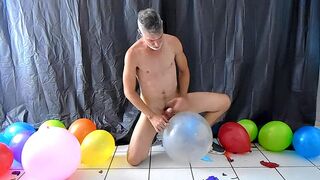 ¡Big Dick y globos también! - Richard Lennox