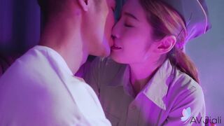 Sexy Officer Li Zhiyan Convinces Horny Man To Join The Military