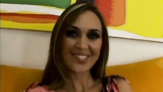 Milf linda adora pau preto grande dentro da sua preciosa buceta