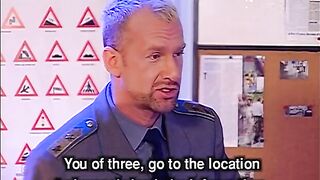 La lezione della polizia si scatena