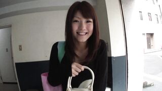 Adorable Japanese hottie enjoys playing with her hairy snatch