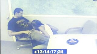 Black Babe Blowjob a Dick while waiting capturado em cctv