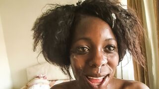 La verdadera puta africana negra con el culo apretado se pone facial en su casting anal interracial HArdcore